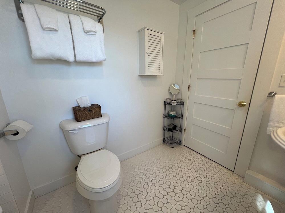Inn on Shore Road photo 72