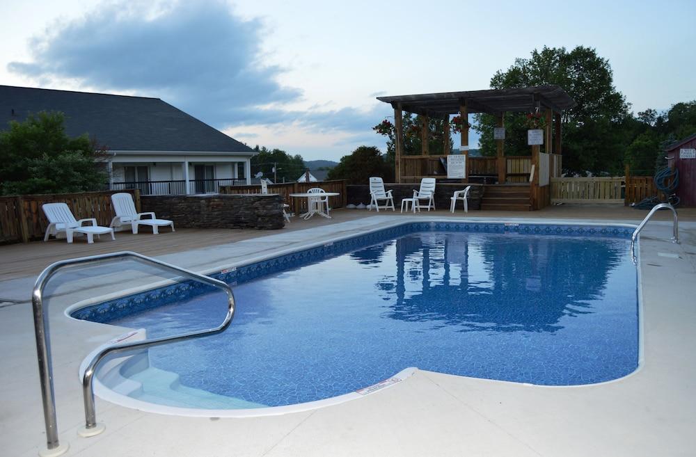 New World Inn photo 24