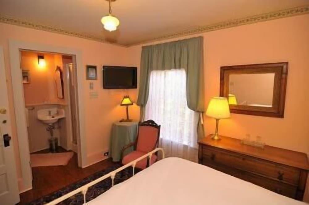 Atlantic Hotel photo 12