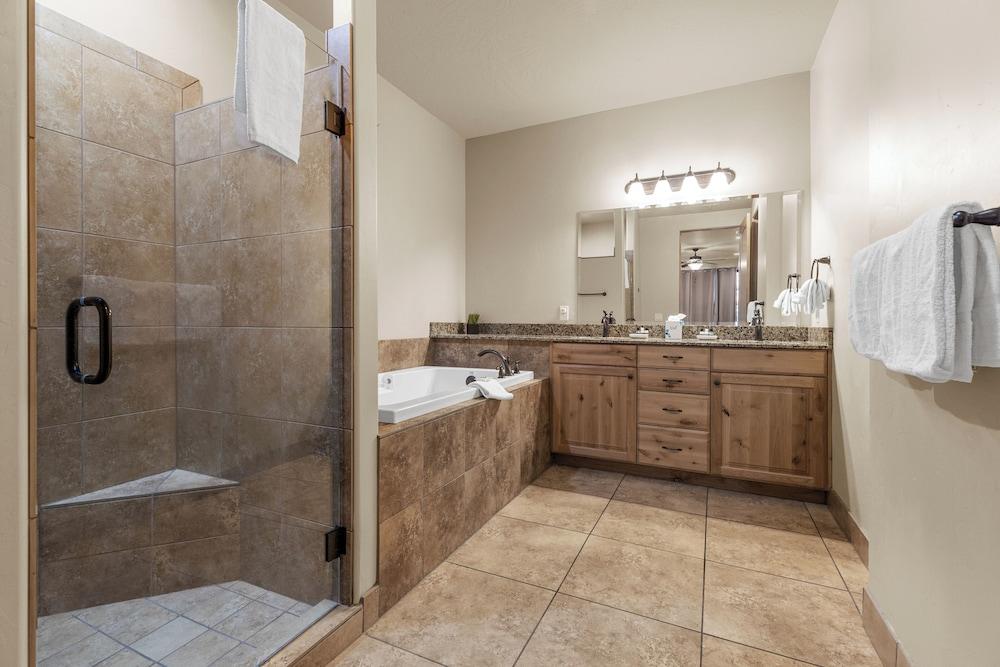 Vacation Rentals at Sand Hollow Resort photo 45