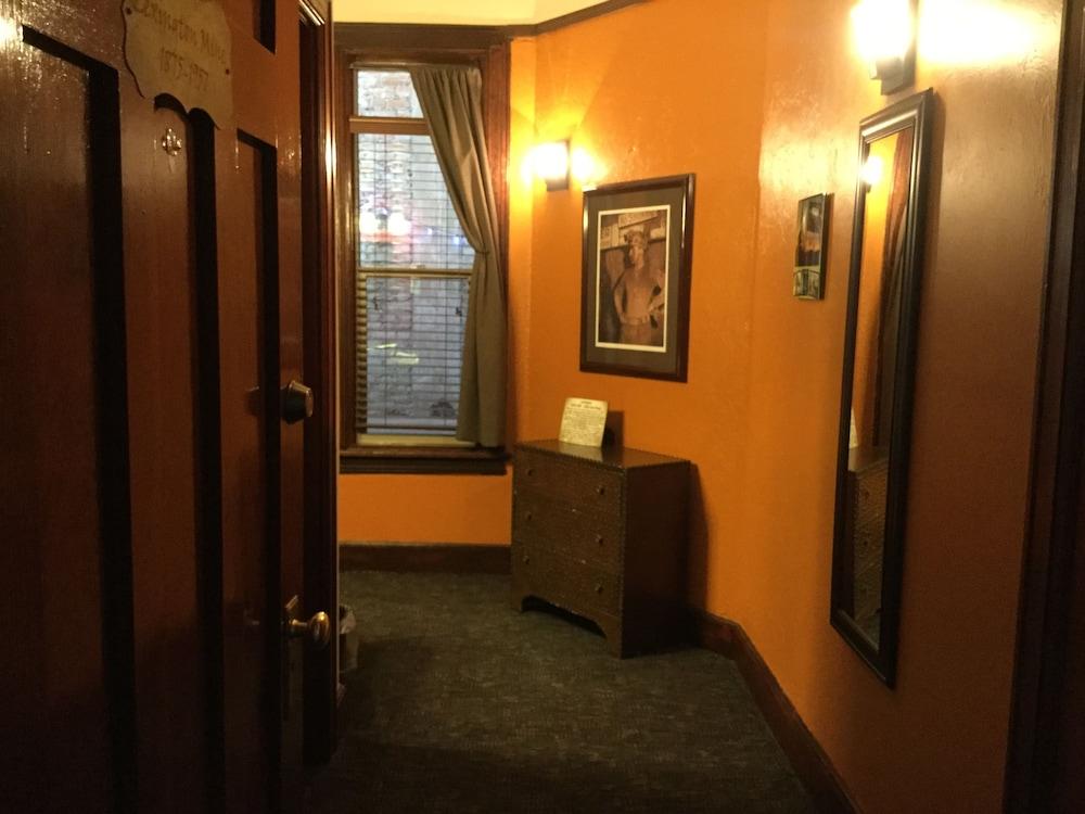 The Miner's Boutique Hotel photo 22