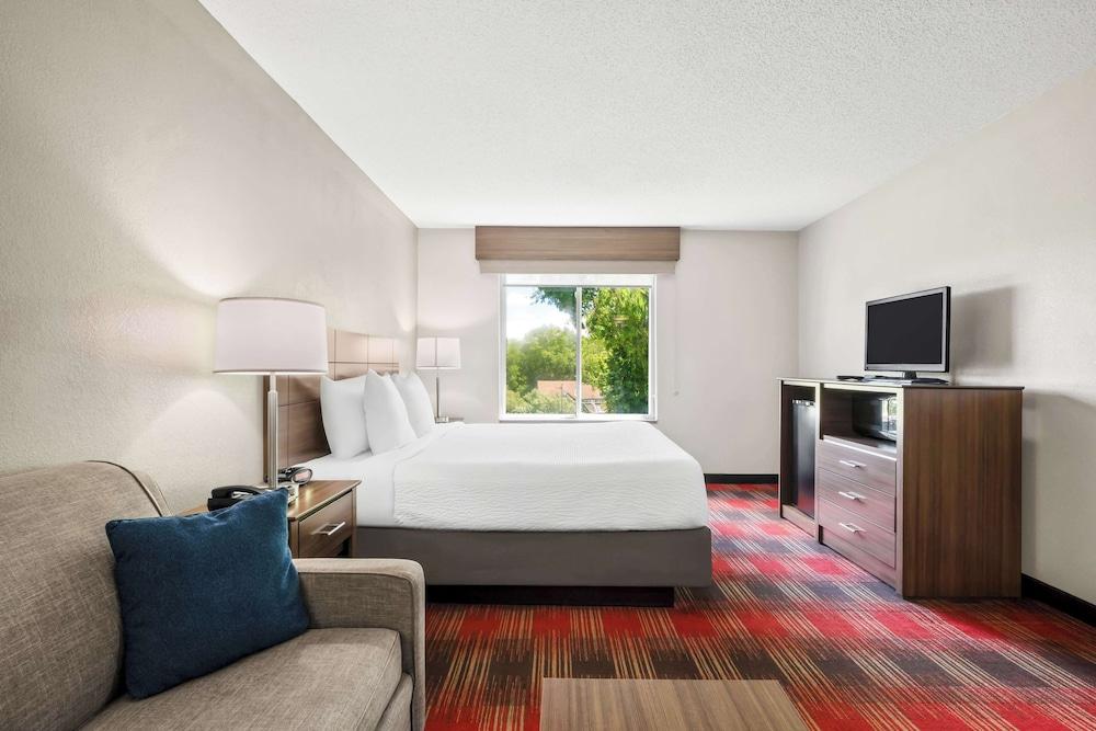Best Western Dartmouth-New Bedford photo 17