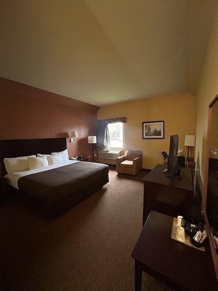 Shary Inn and Suites photo 7