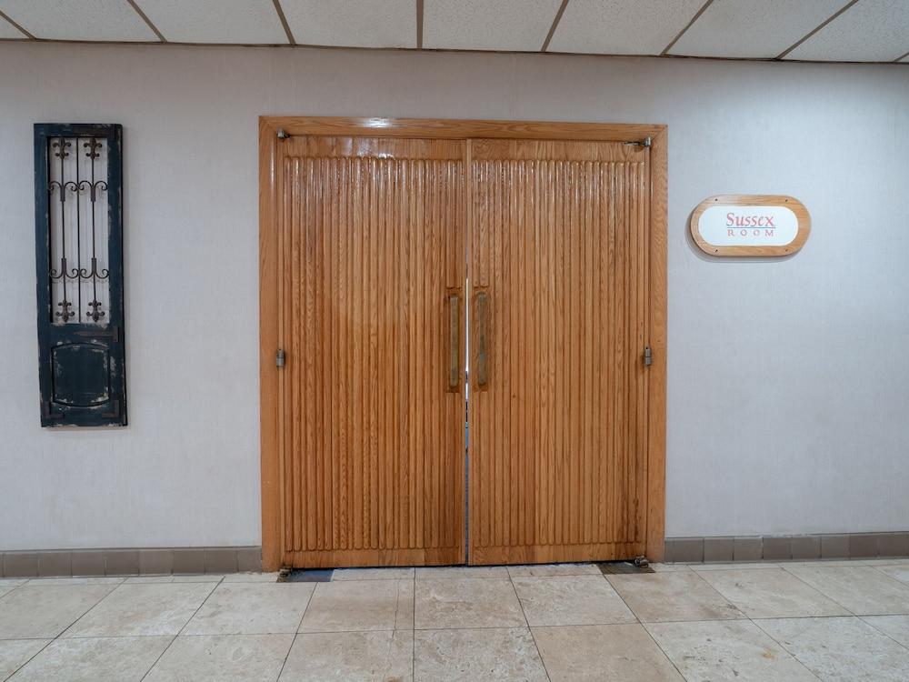 121 Motel Henderson photo 21