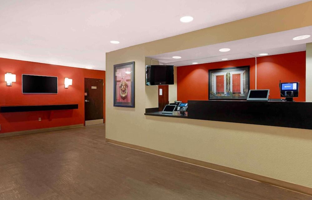 Extended Stay America Suites Houston Med Ctr Greenway Plaza photo 2