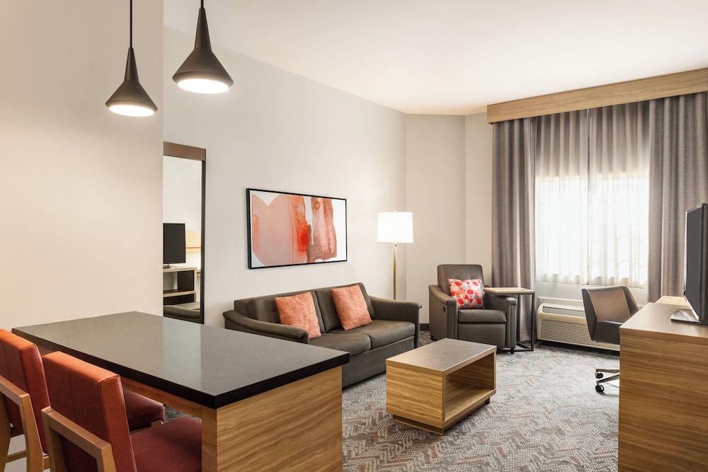 Candlewood Suites Mount Pleasant by IHG photo 22