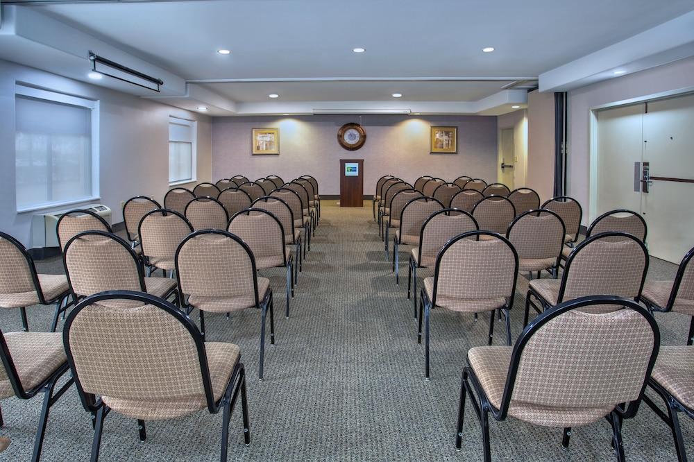 Holiday Inn Express & Suites Houston West - Katy by IHG photo 33