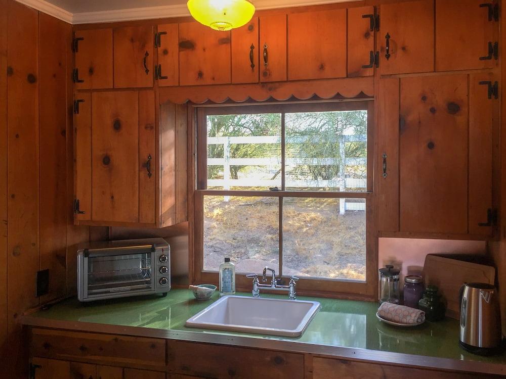 Joshua Tree Ranch House photo 18