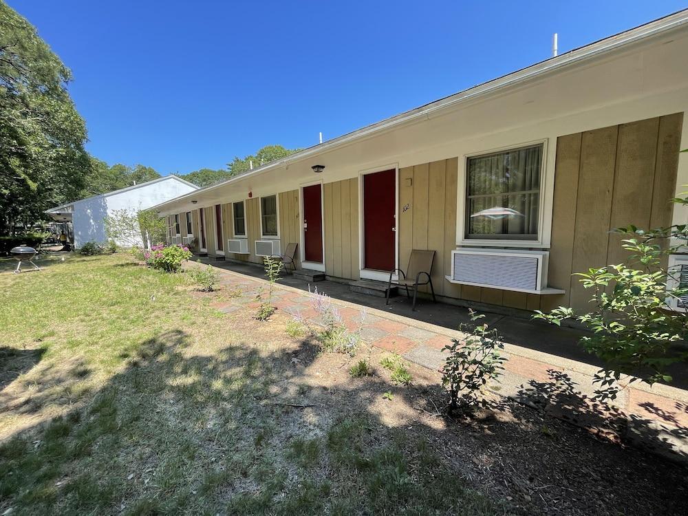 Viking Shores Motor Inn photo 33
