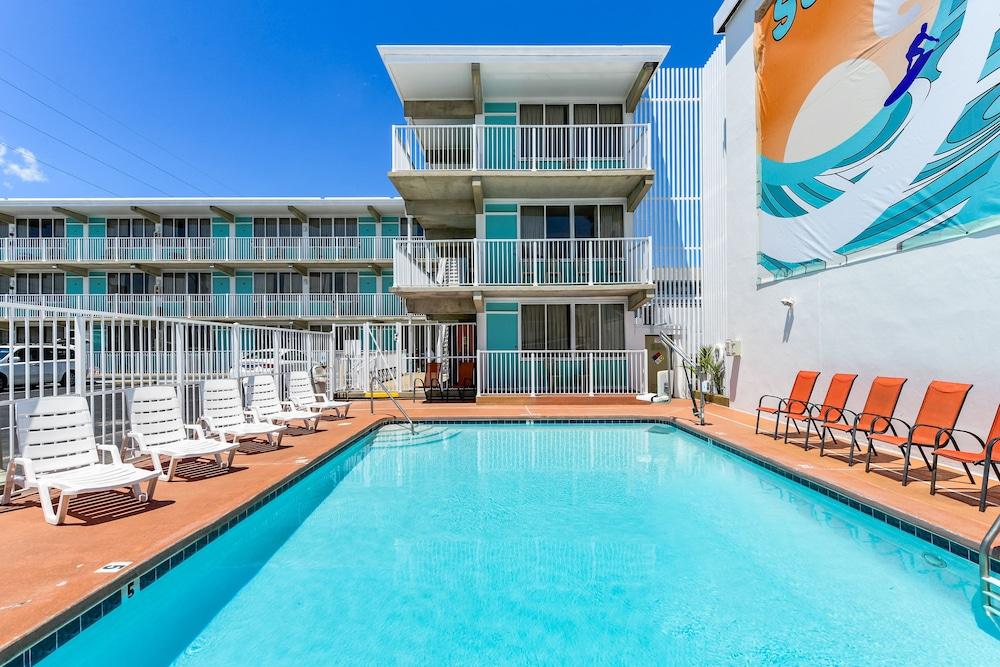 Surf Inn Suites photo 15