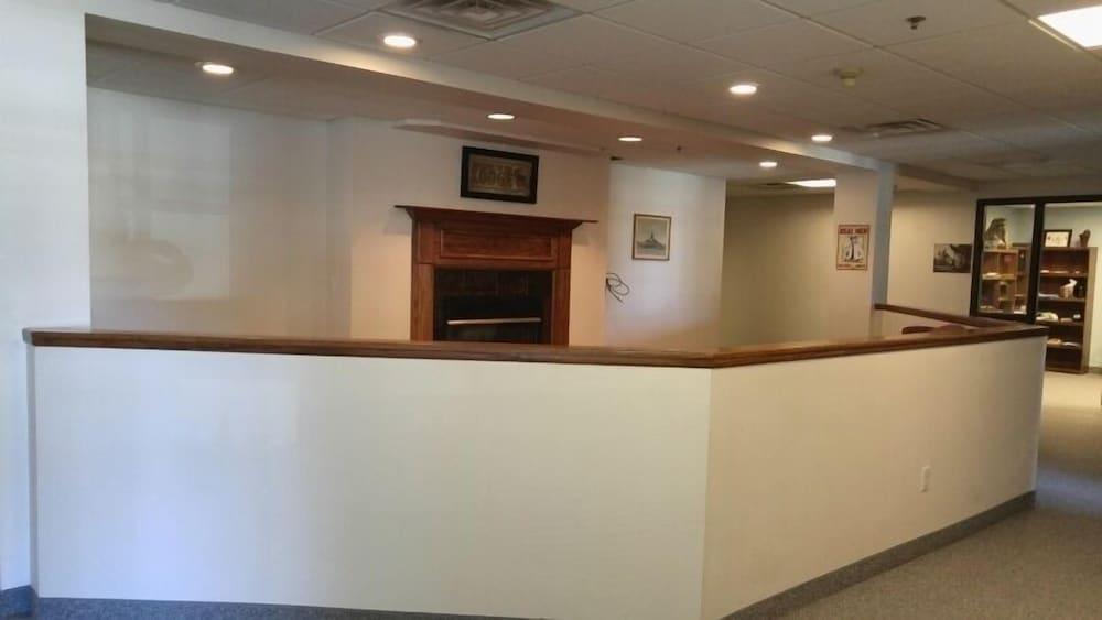 Lewellen Lodge photo 2