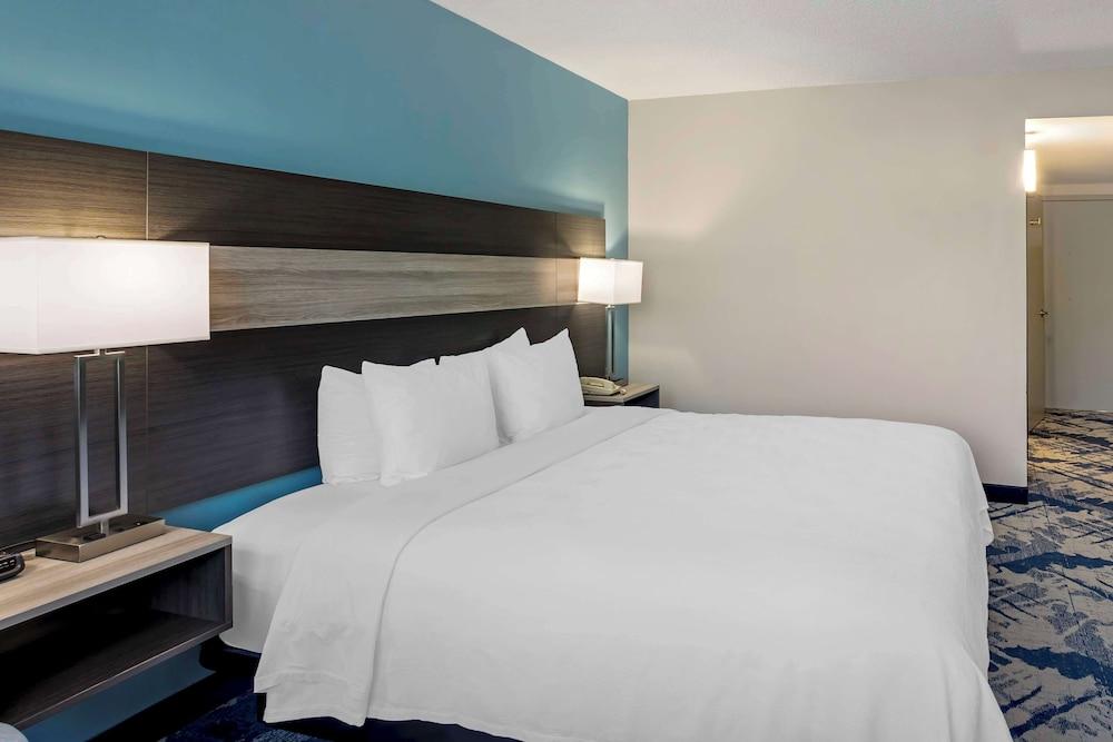 Best Western Rutgers University Hotel photo 30