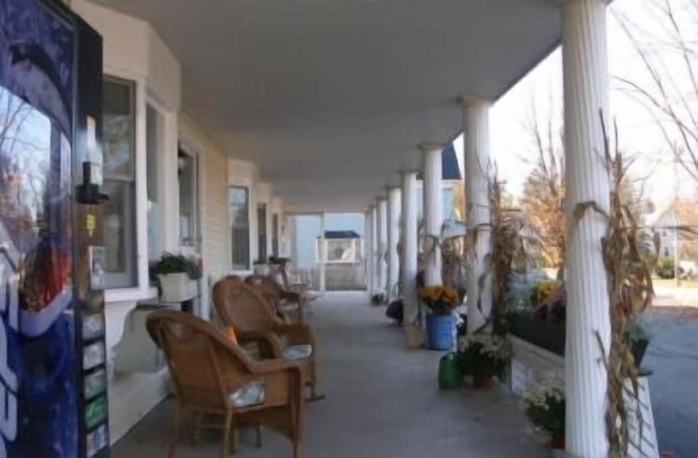 Scenic Inn of Conway photo 41