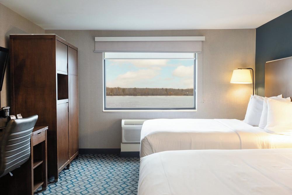 Crowne Plaza Niagara Falls NY Riverside by IHG photo 84