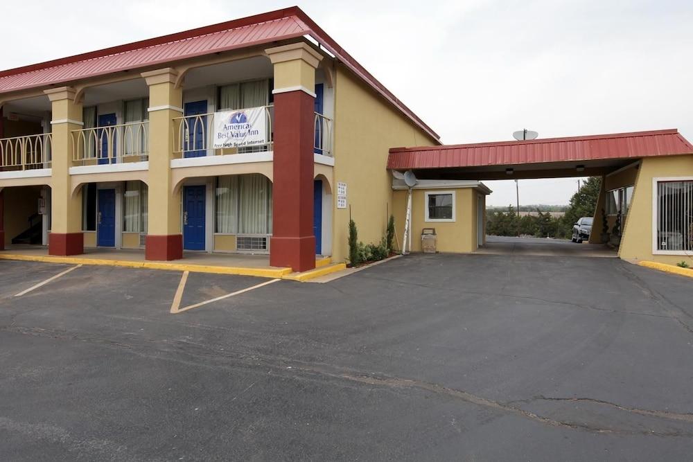 Americas Best Value Inn Weatherford, OK — hotel in Weatherford
