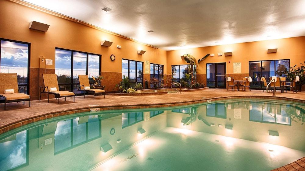 Best Western Plus Night Watchman Inn & Suites photo 15