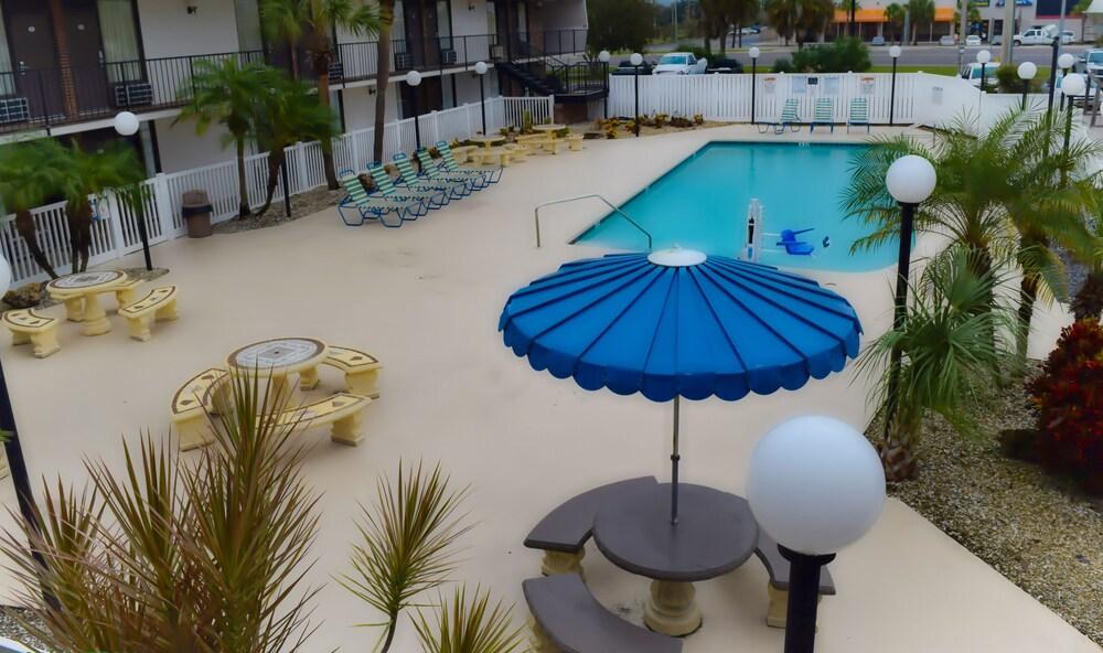 Stay Inn and Suites photo 55