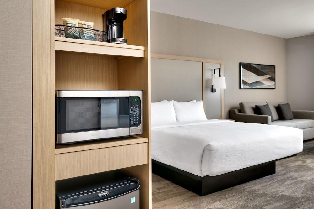 Fairfield Inn & Suites by Marriott Show Low photo 6