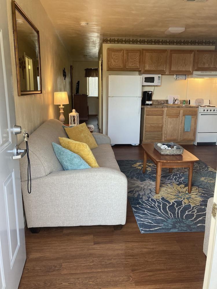 Affordable Suites of America Harrisonburg photo 38