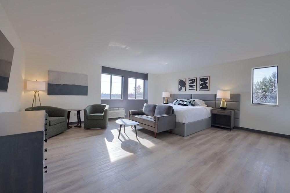 Lititz Pointe Inn and Suites photo 22