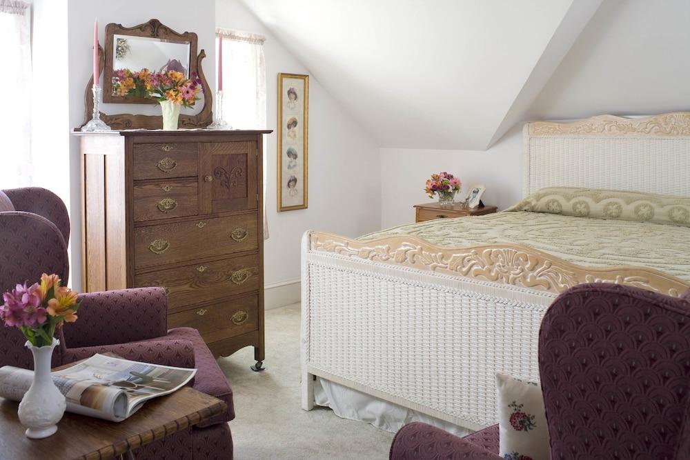 The Bayberry Inn photo 14
