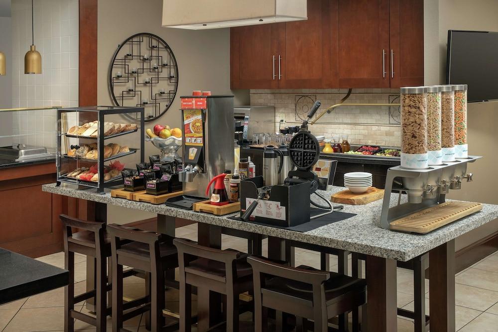 Hilton Garden Inn Odessa photo 16