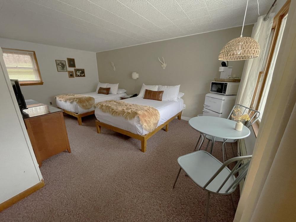 Berkshire Valley Inn photo 3