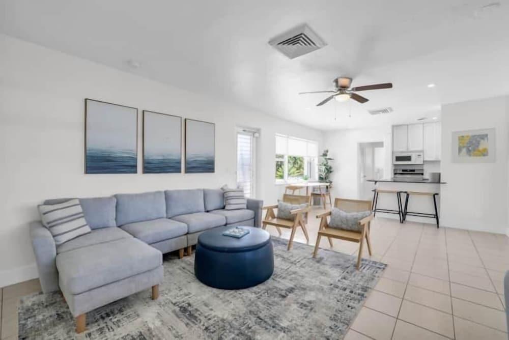 INLET PALM BEACHES photo 34