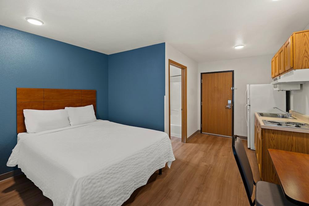 WoodSpring Suites El Paso I-10 Southeast photo 15