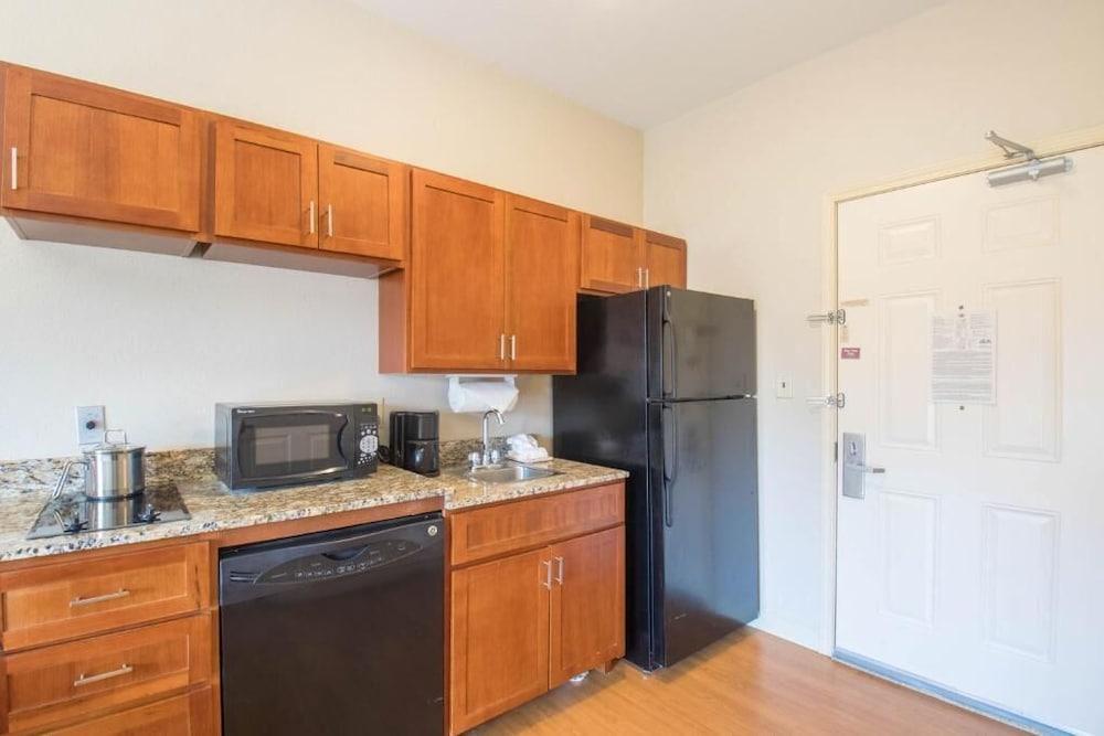 Western Slope suites photo 8