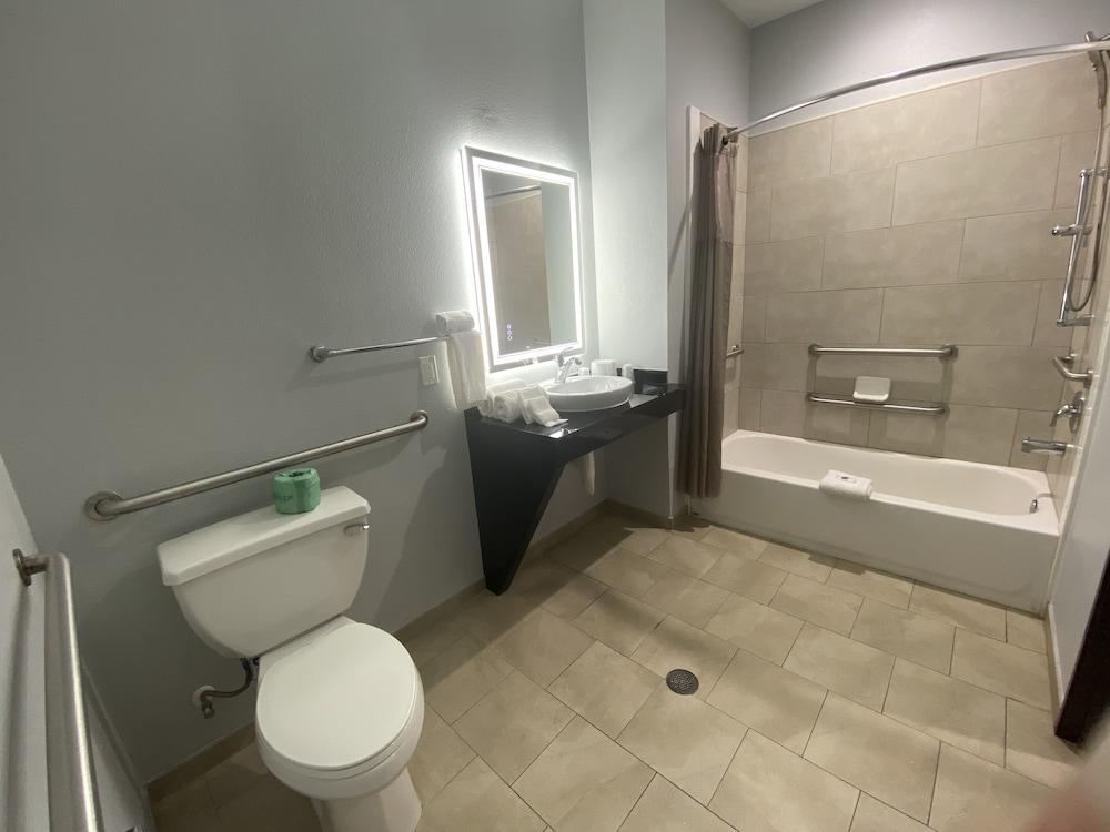 Studio 6 Suites Texas City, Tx – I-45 South photo 25