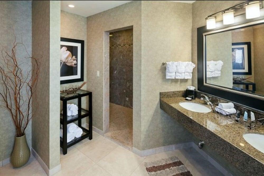 FairBridge Hotel by Concord Plaza photo 16