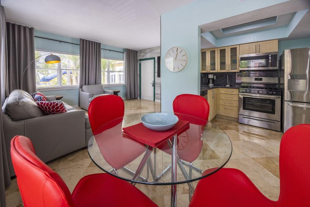Suites on South Beach photo 35