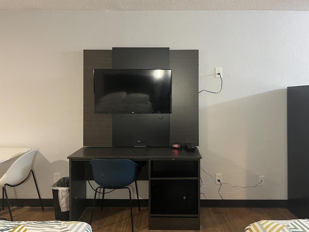 Studio 6 Suites Hurricane, Wv photo 16