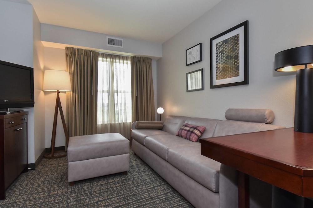 Residence Inn Marriott Concord photo 9