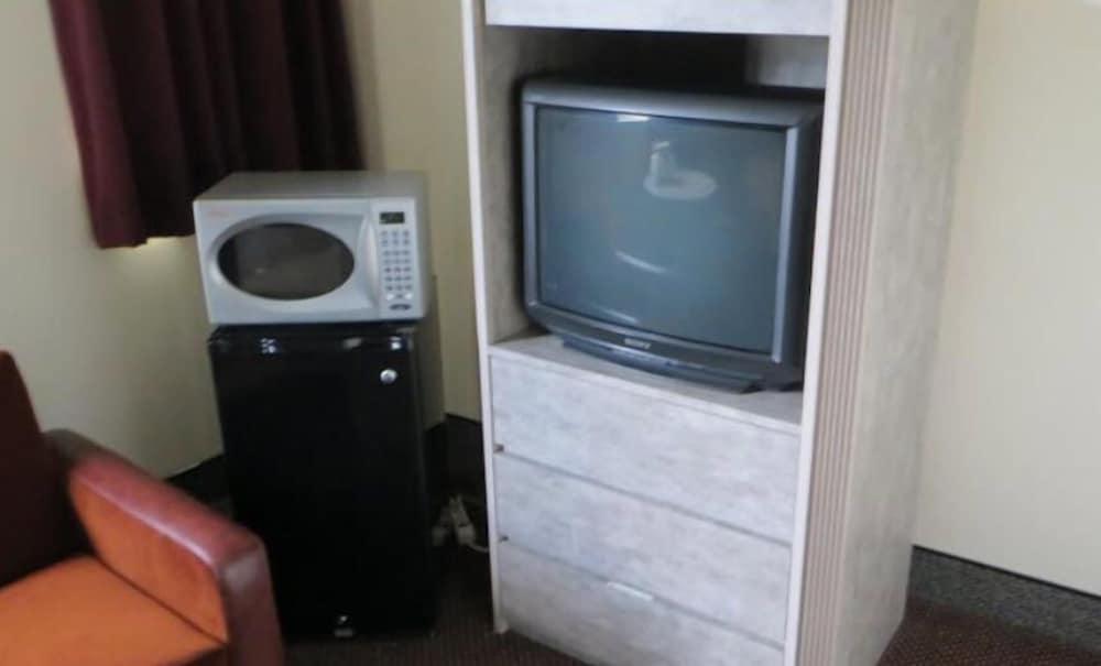 Amber Inn photo 11