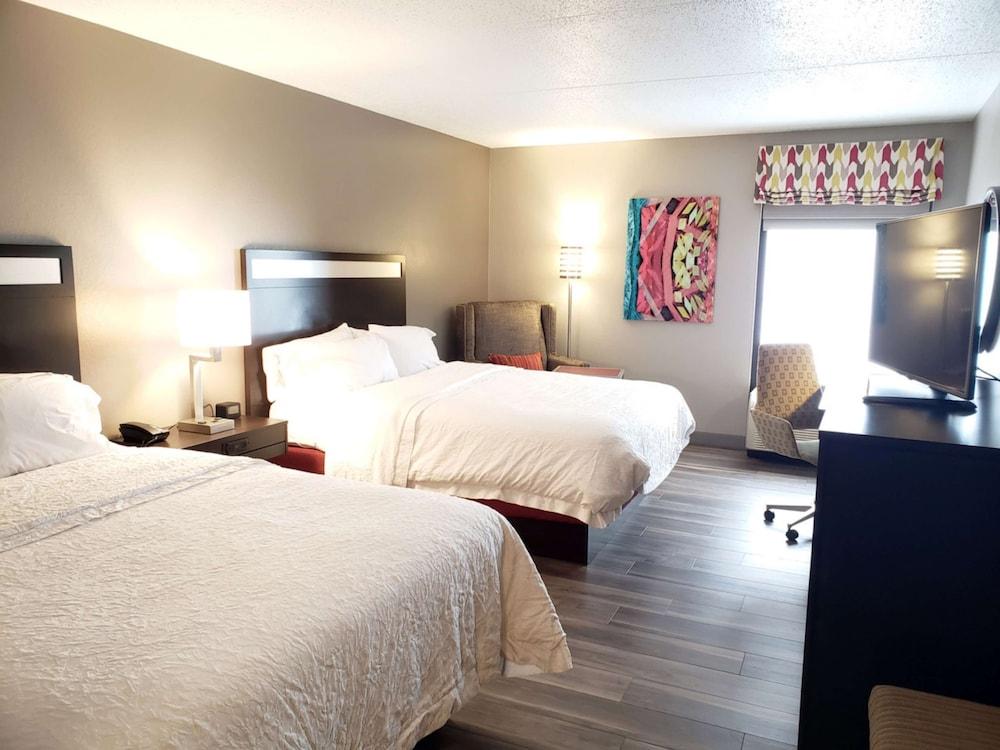 Hampton Inn Johnstown photo 25