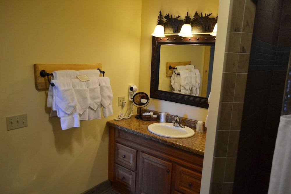 Crooked River Lodge photo 26