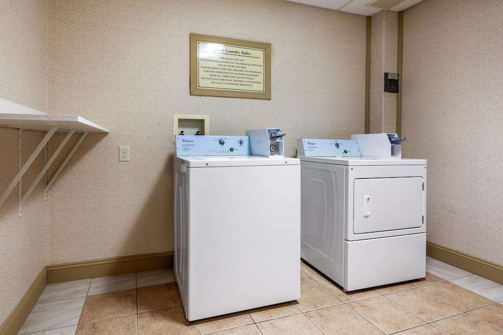 Quality Inn Smyrna photo 34