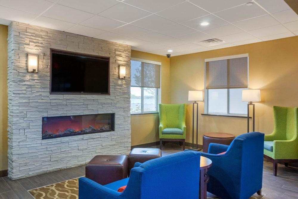 Comfort Inn & Suites Amarillo East photo 20
