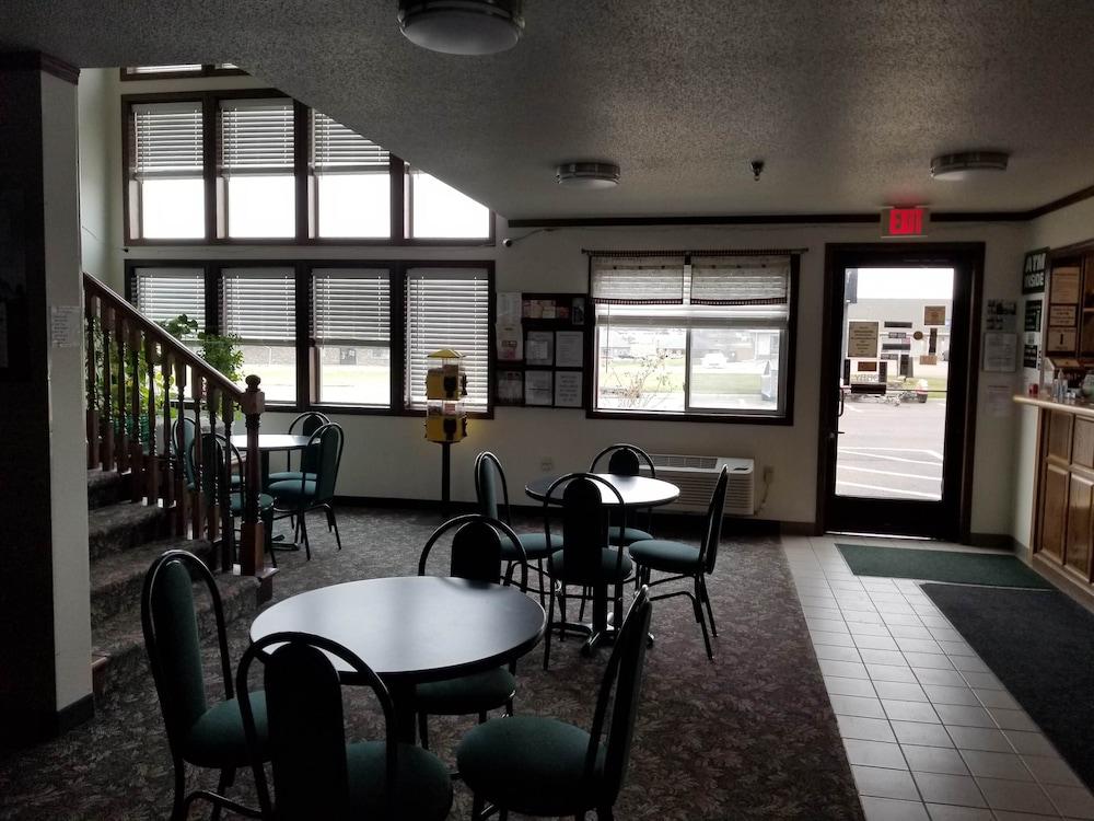 Bilmar Inn & Suites by Hotel O Hwy 77 photo 3