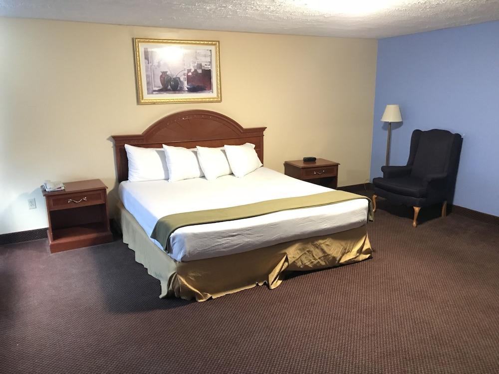 AmeriVu Inn & Suites photo 17