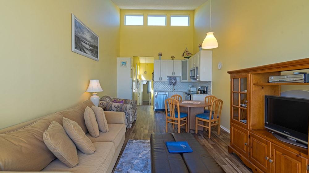 Sea Crest Resort photo 65