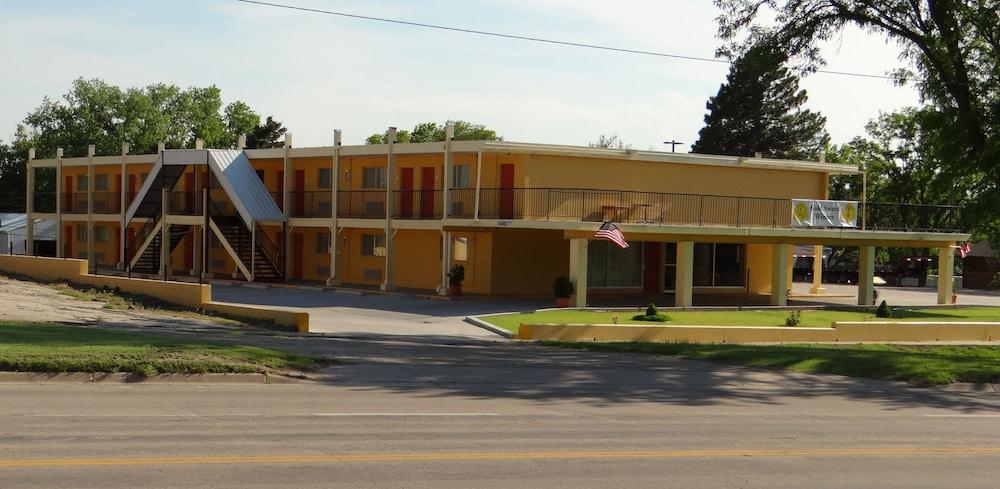 Econo Lodge Phillipsburg photo 25