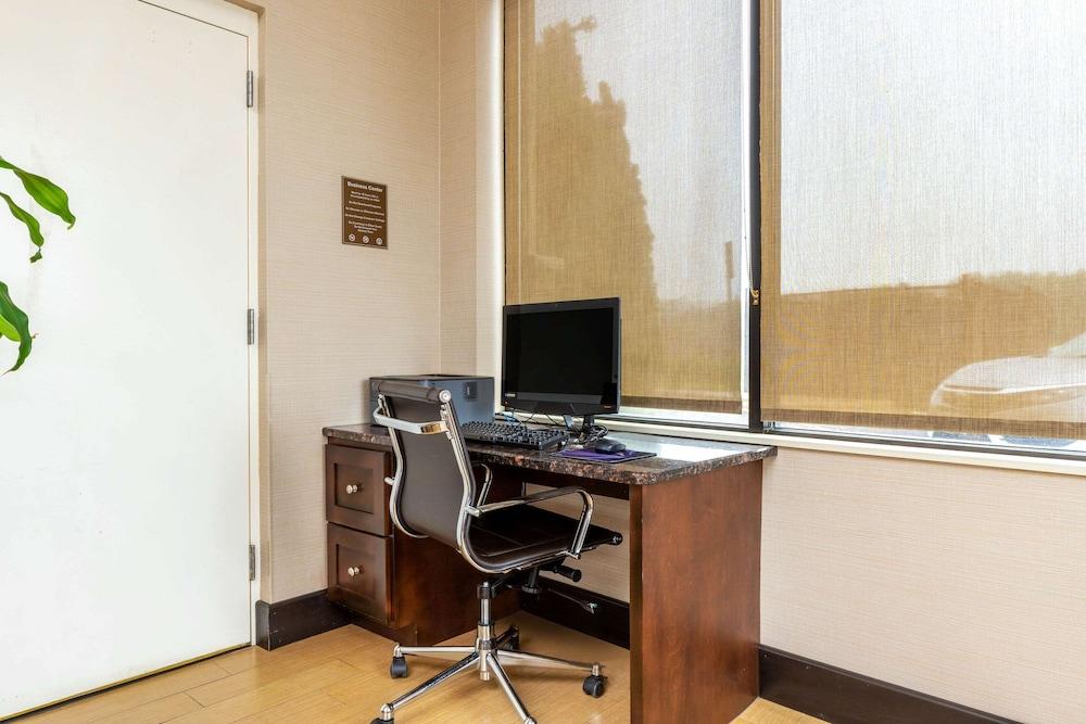 Comfort Inn North of Asheville photo 34