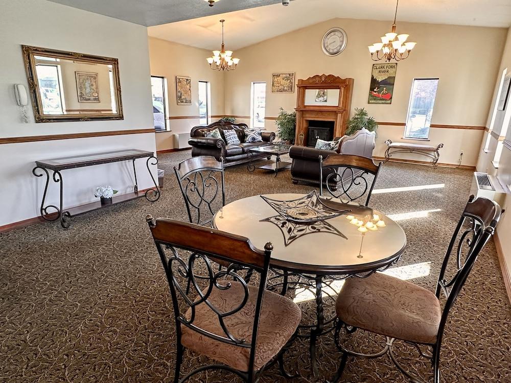 Big Sky Inn photo 4