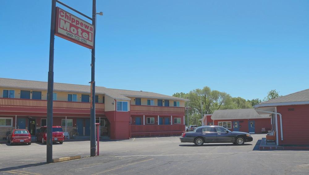 Chippewa Motel photo 14