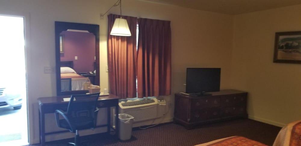 Classic Inn photo 18