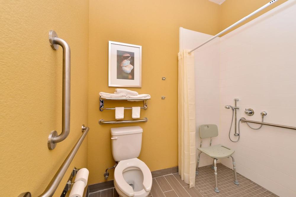 Americas Best Value Inn Tupelo photo 6