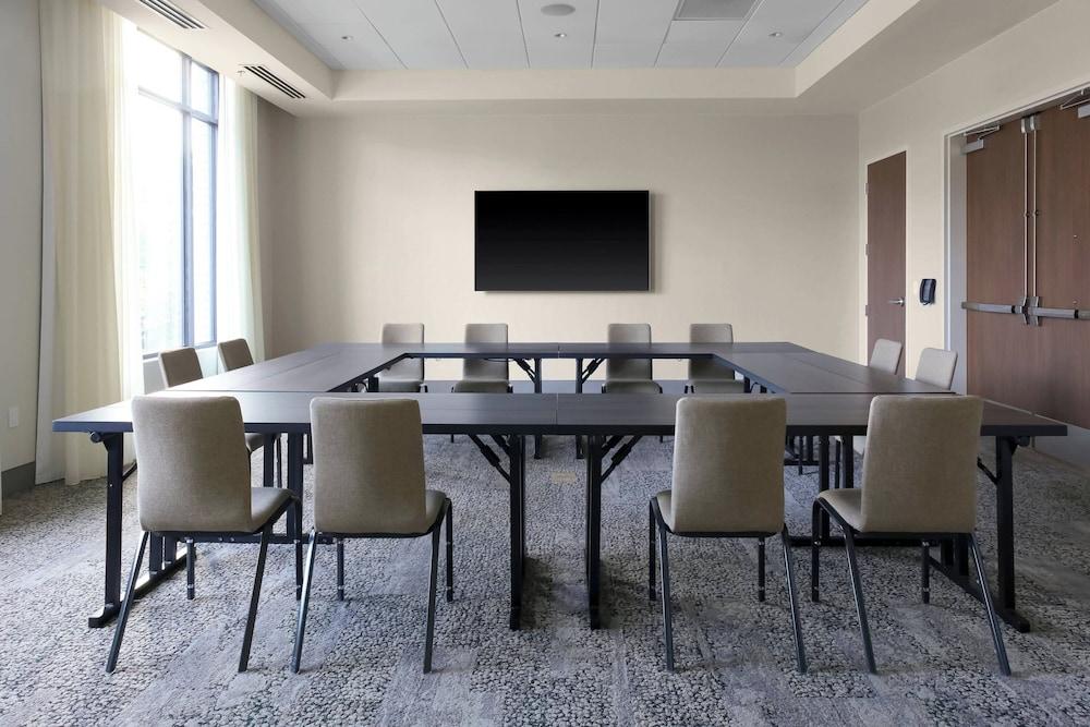 Courtyard by Marriott Thomasville Downtown photo 3